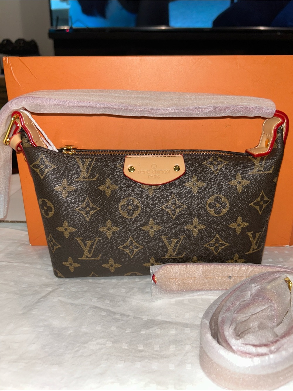 Crossbody Bag - Picture 2 of 6